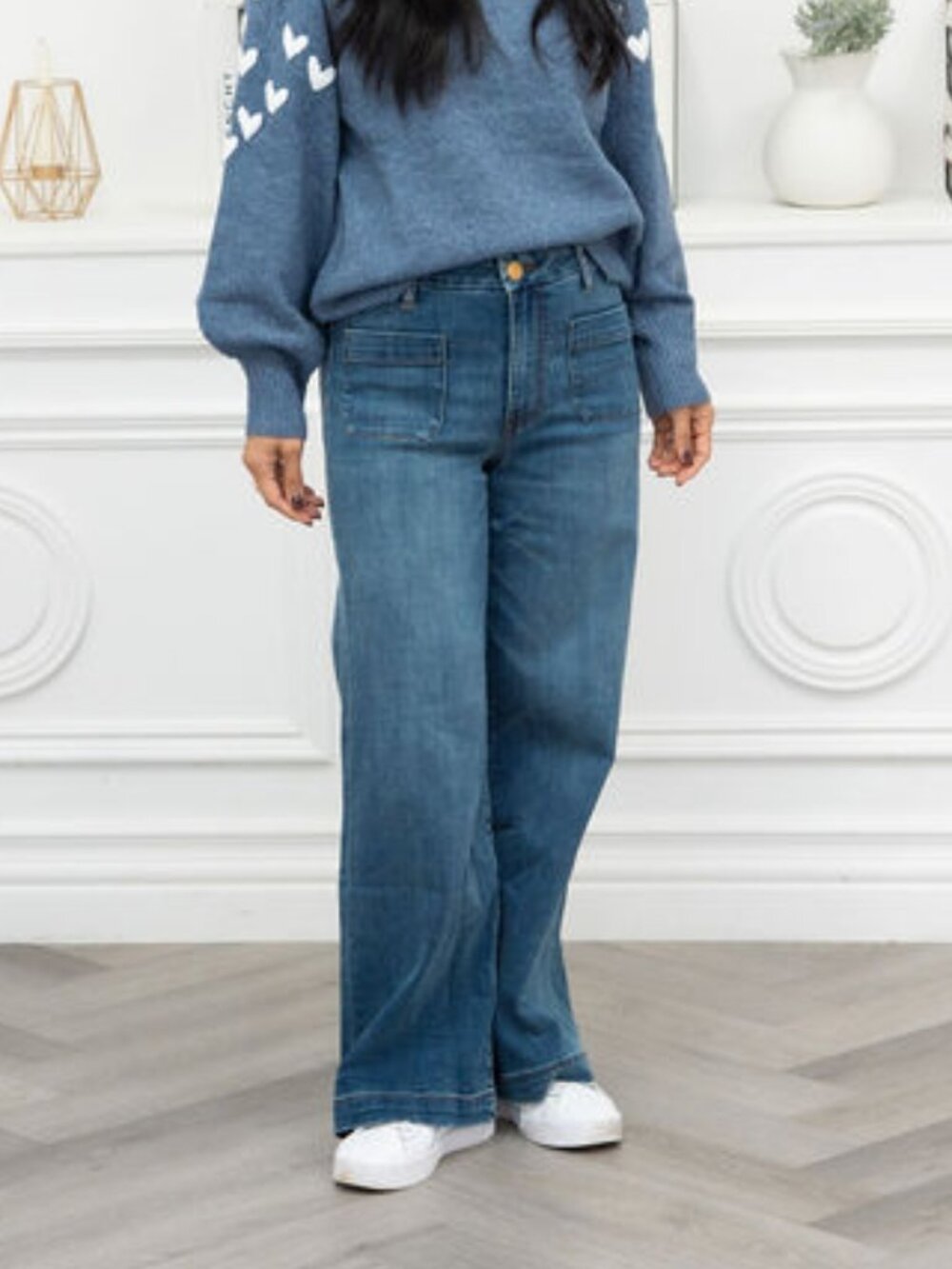 Meg Wide Leg Jeans w/ Patch Pockets